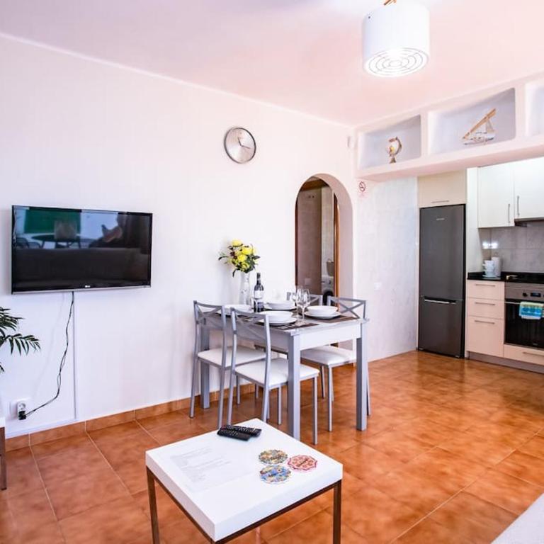 Casa Luna - One-Bedroom Apartment - 11