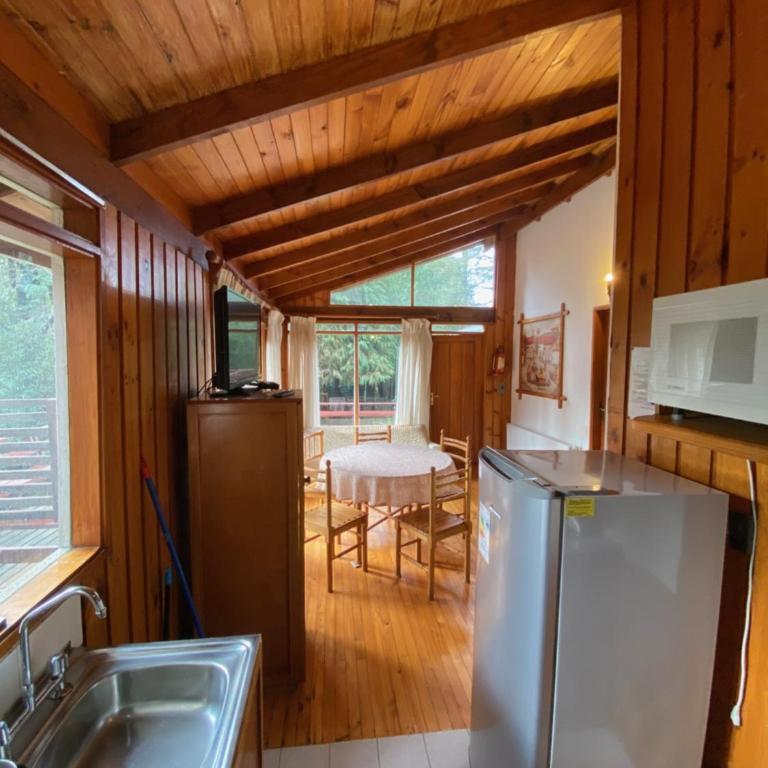 Cabañas Loncotraro - Two-Bedroom House - 9
