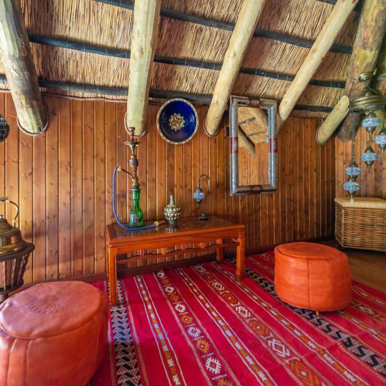 Indonesian Palace Luxurious Boutique - Villa - 23