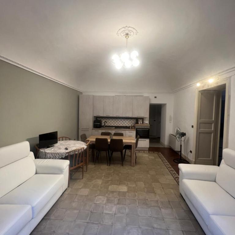 Casa centro storico Gioia - Three-Bedroom House - 2