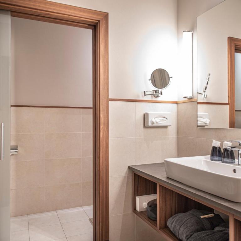 Vitalpina Hotel Waldhof - Suite Junior con vistas a la montaña - 2