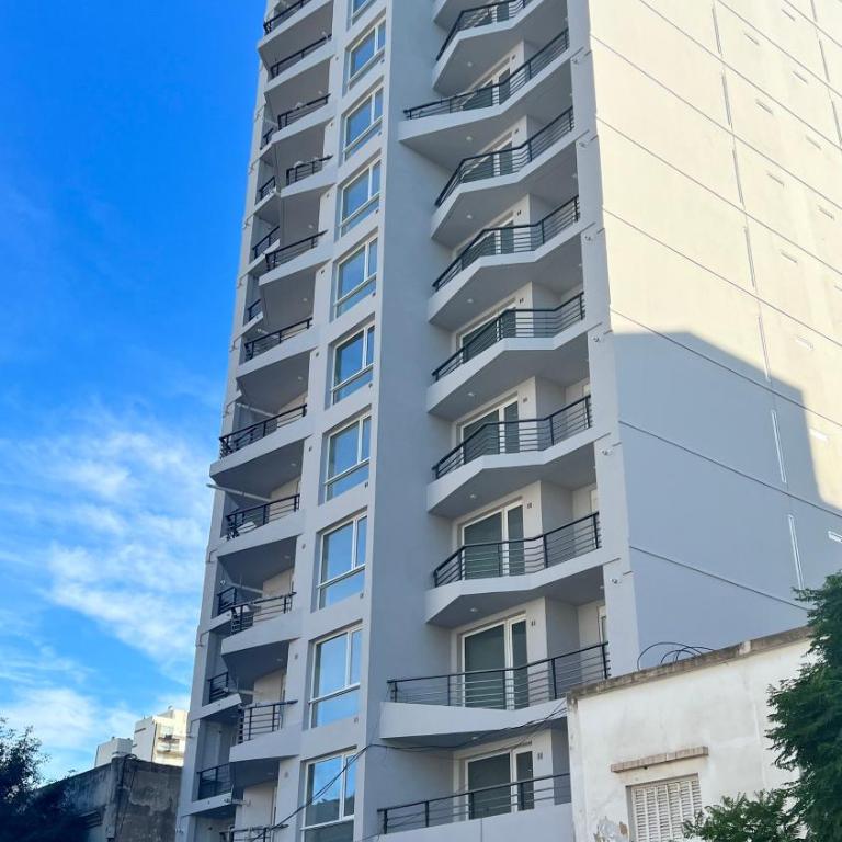 MONOAMBIENTE CENTRICO EXCEPCIONAL - One-Bedroom Apartment - 1