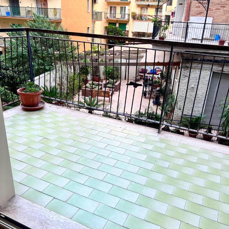 Vomero Cilea House with balcony - Appartamento con 2 Camere da Letto - 16