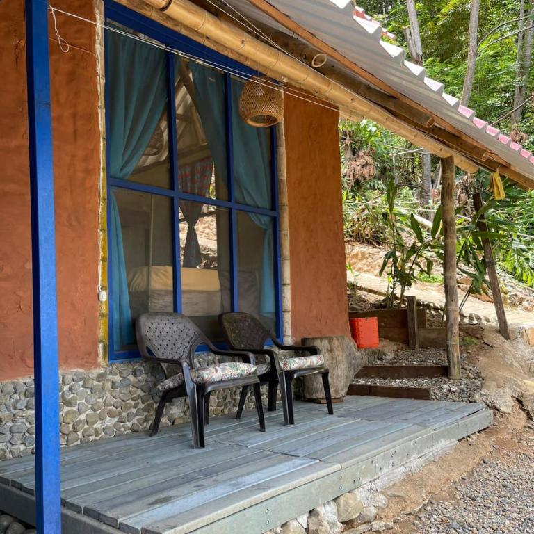 Ecolodge el Arca Bahia Solano - Habitación Cuádruple con baño privado externo - 2