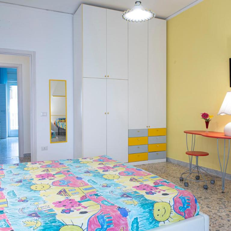 Vomero Cilea House with balcony - Appartamento con 2 Camere da Letto - 12