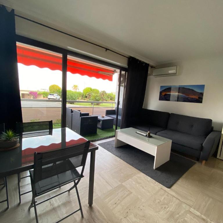 Studio bord de mer avec parking privé - Studio - Vue sur Mer - 2