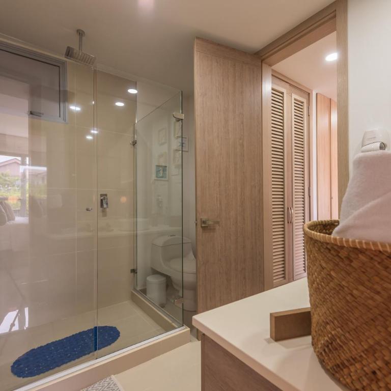 Lujoso Apartamento Con Salida Directa A La Playa Edificio Morros Eco - Two-Bedroom Apartment - 19