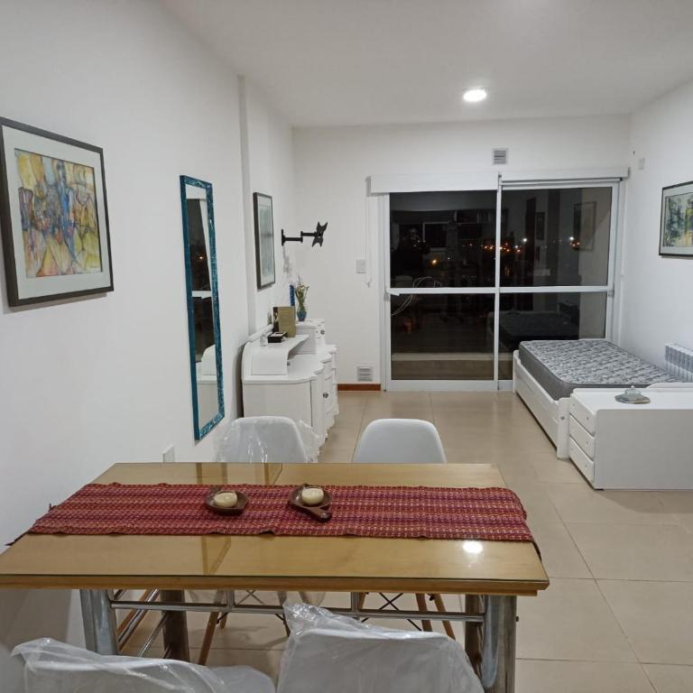 Costanera con cochera - Apartamento de 1 dormitorio - 1