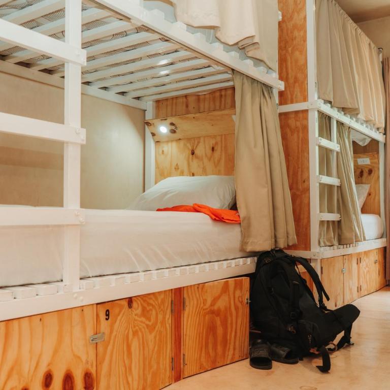 Che Valladolid Hostel & Bar - Cama en habitación compartida femenina de 10 camas - 5
