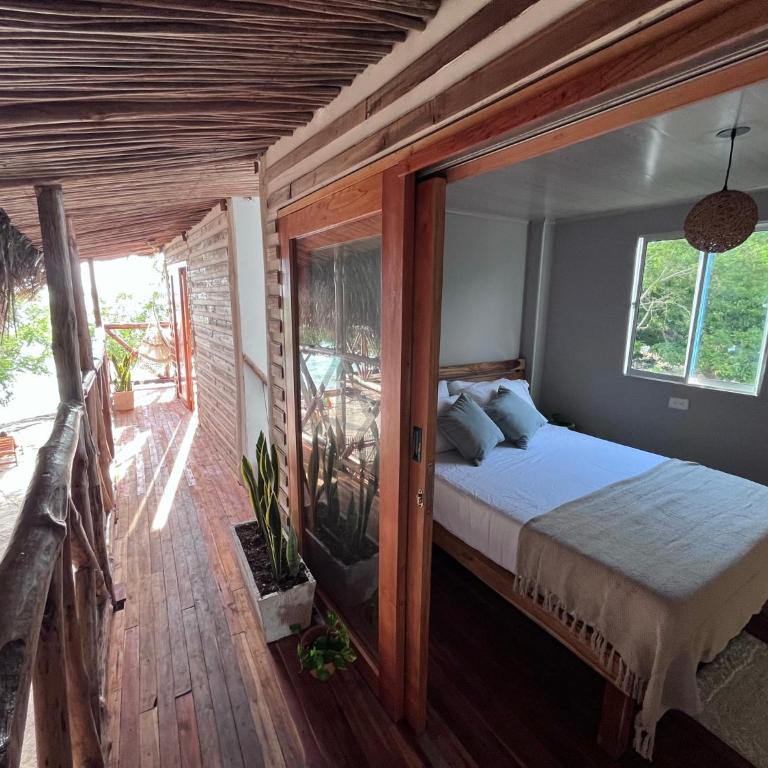 Thani Ecobeach Barú - Double Room with Side Sea View - 3