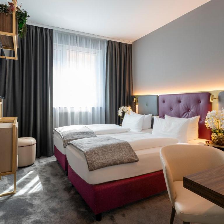 PLAZA Premium München - Twin Room - 1