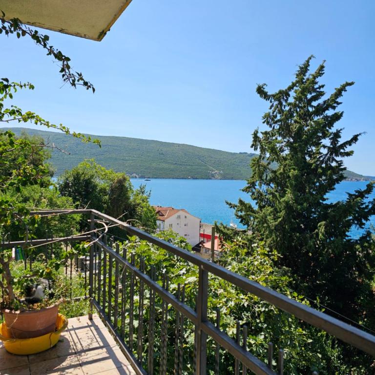 SeaView Zelenika - Two-Bedroom Apartment - 16