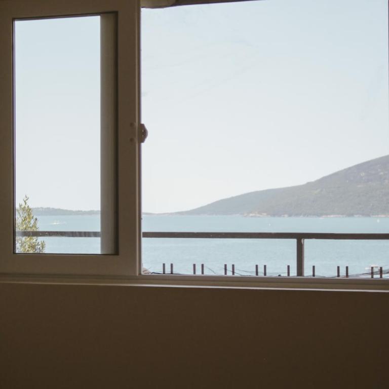 SeaView Zelenika - Two-Bedroom Apartment - 18