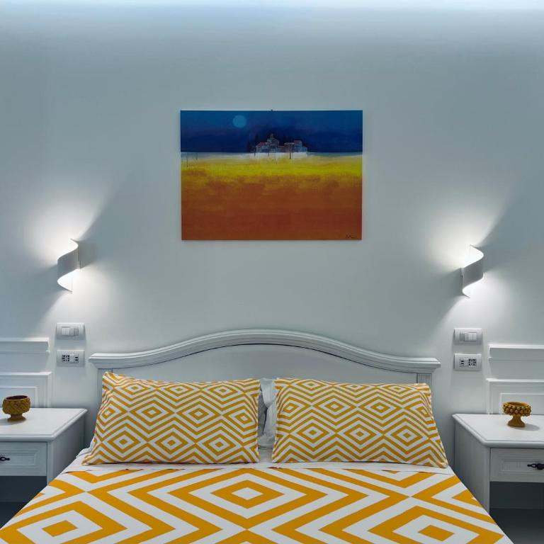 Palazzo Mauro Sorrento Luxury Rooms - Deluxe Double Room with Balcony - 9
