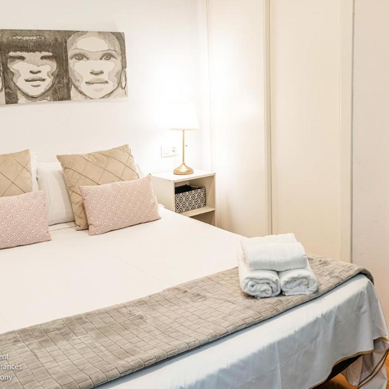 Living4Malaga Calderón de la Barca - Apartamento de 2 dormitorios con balcón francés - 6