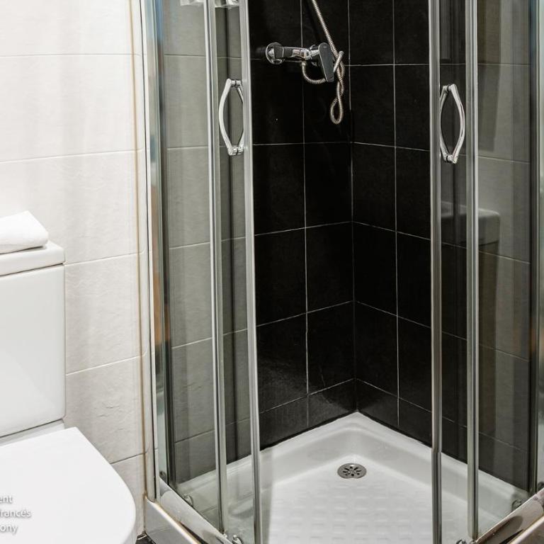Living4Malaga Calderón de la Barca - Apartamento de 2 dormitorios con balcón francés - 30