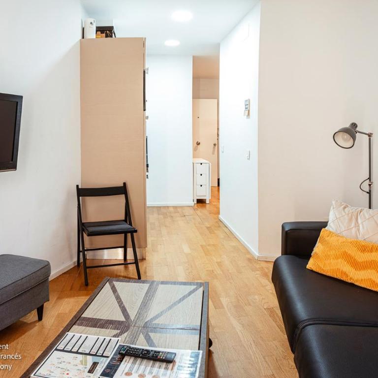 Living4Malaga Calderón de la Barca - Apartamento de 2 dormitorios con balcón francés - 12