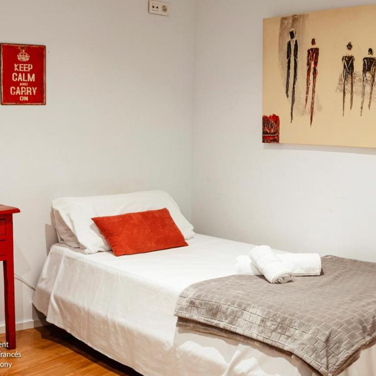 Living4Malaga Calderón de la Barca - Apartamento de 2 dormitorios con balcón francés - 10