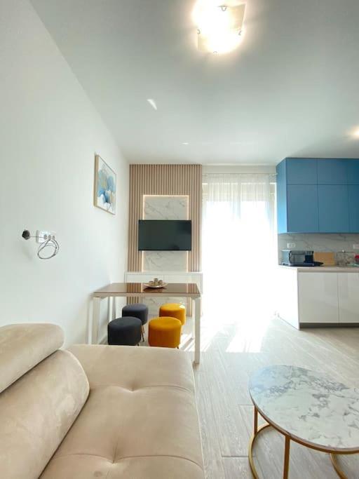 Becici - apartment Majestic - Two-Bedroom Apartment - 8