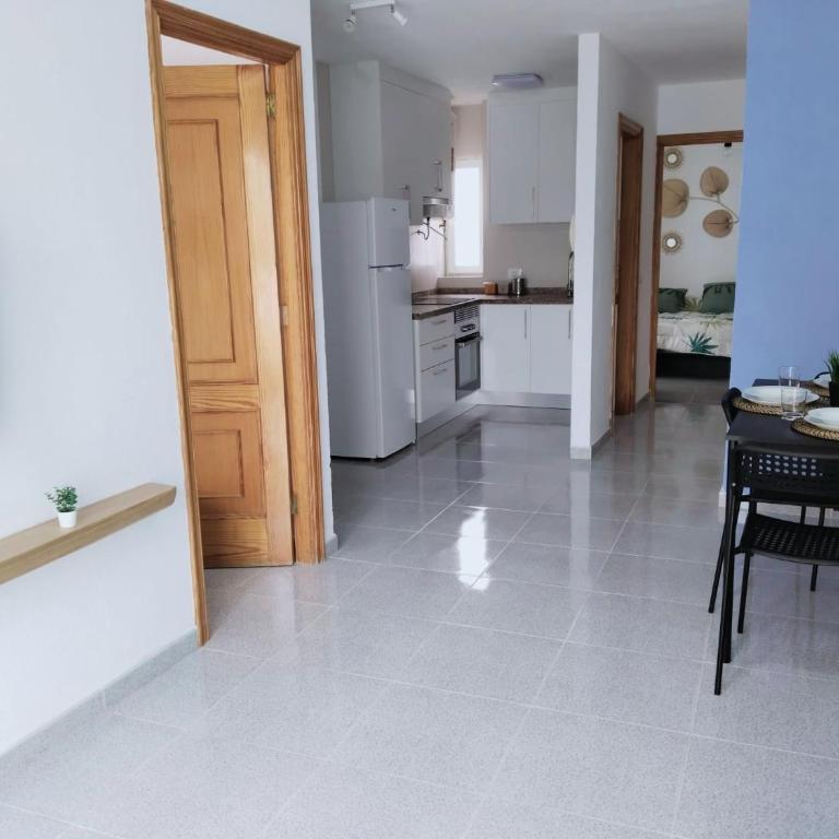 Apartamento Ico en El Médano - Apartamento de 2 dormitorios con balcón - 3
