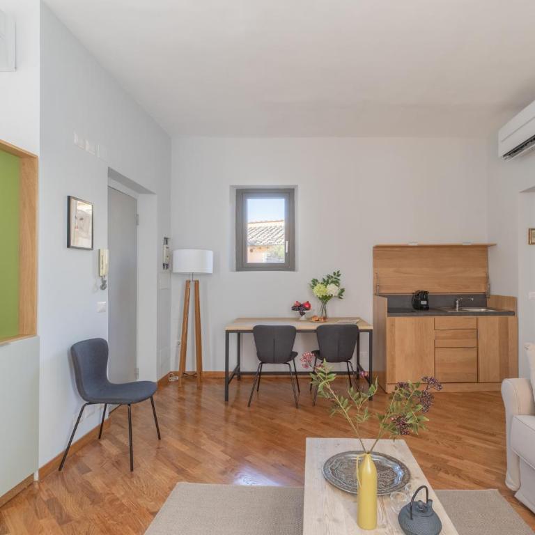 iFlat Trevi Charming Fons Trevi III - Two-Bedroom Apartment - 28