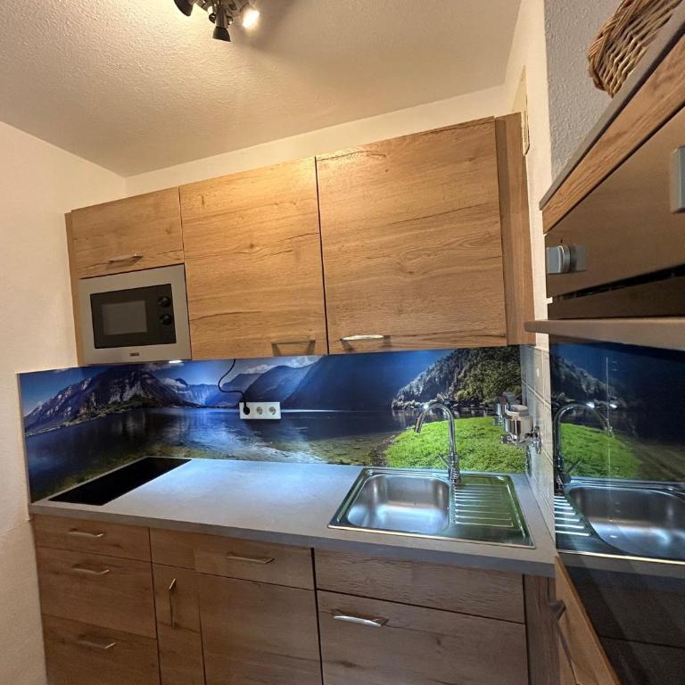 Fewo Ferienpark mit Swimmingpool und Aussicht 15 - Apartment mit Balkon - 9 - 10