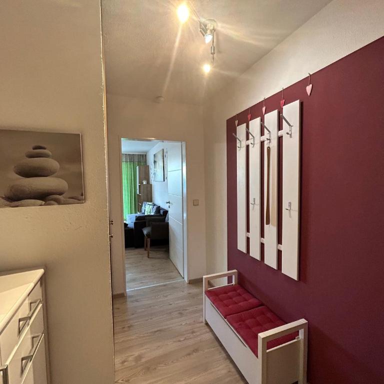 Fewo Ferienpark mit Swimmingpool und Aussicht 15 - Apartment mit Balkon - 9 - 12