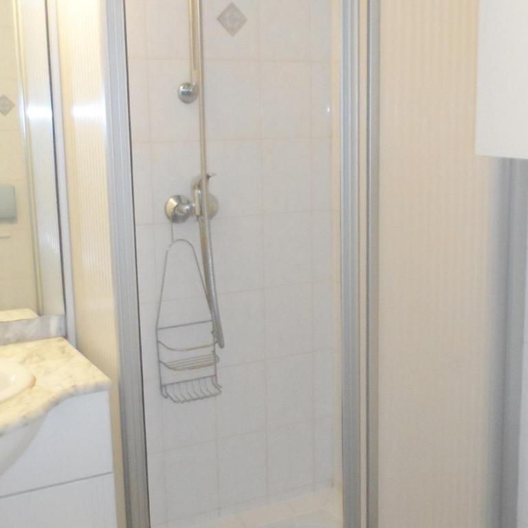 Grand studio en hyper-centre de Cabourg avec balcon, proche plage, parking, et prestations disponibles - FR-1-487-327 - Monolocale - 10