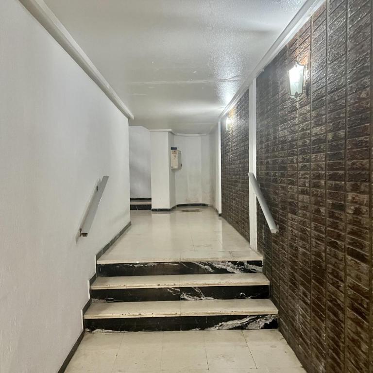 Cozy San Cristobal Apartment in Heart of Alicante - Apartment - 18