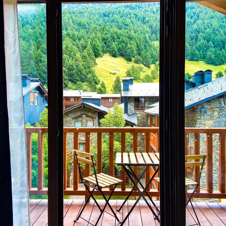 Modern Black Studio Penthouse En Valle De Incles - Parking Gratis l by BonesVacances - Apartamento de 1 dormitorio - 2