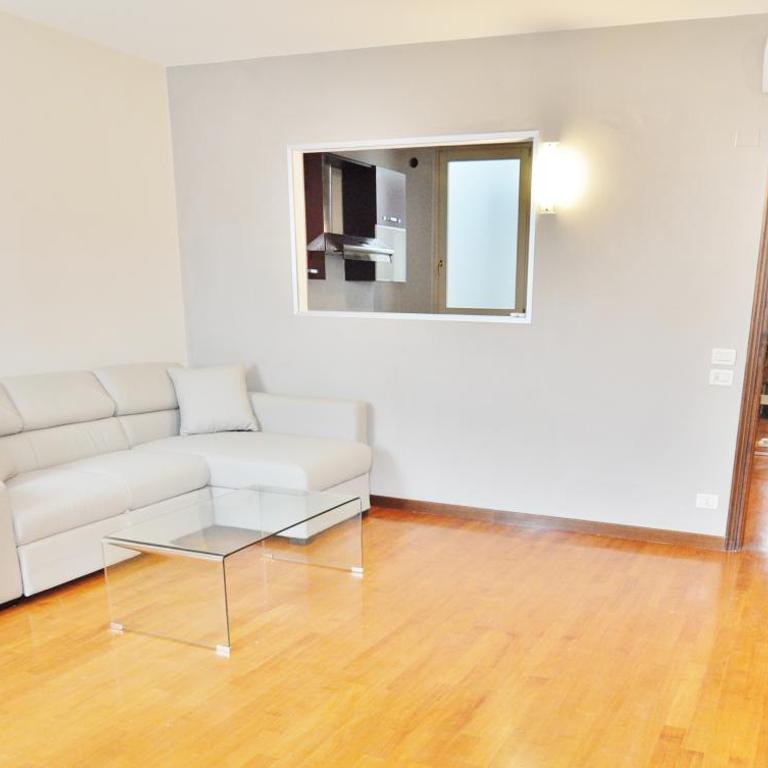 Aromi Piccolo Hotel - Spazioso Appartamento con 2 Camere da Letto - Edificio Separato - 3