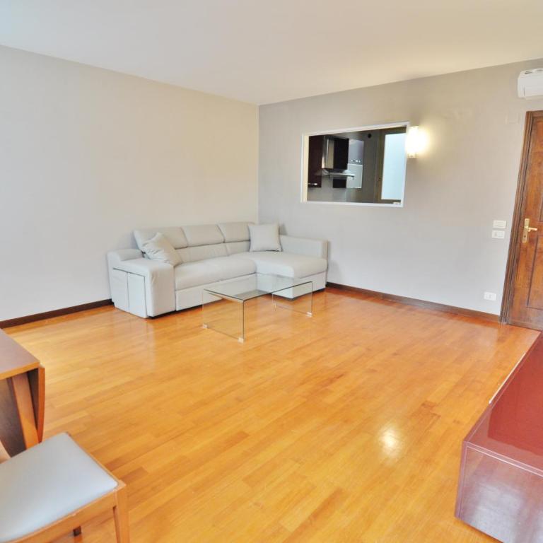 Aromi Piccolo Hotel - Spazioso Appartamento con 2 Camere da Letto - Edificio Separato - 6