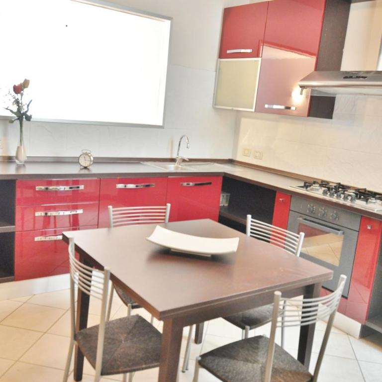 Aromi Piccolo Hotel - Spazioso Appartamento con 2 Camere da Letto - Edificio Separato - 8