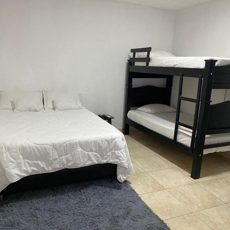 Mami Yola - One-Bedroom Apartment - 14