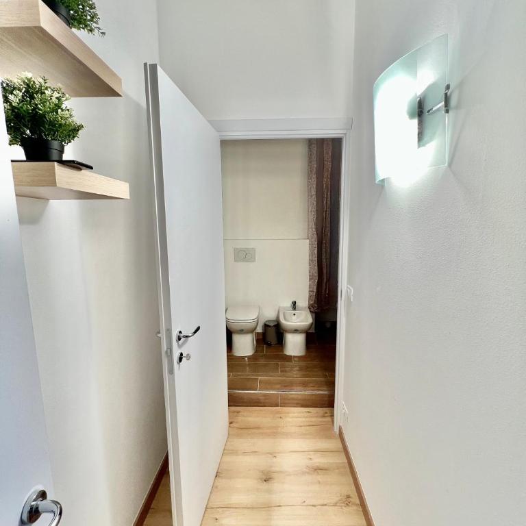 Alla Scalinata del Teatro Rossetti confort suites parcheggio in Viale XX Settembre - Monolocale Superior - 17