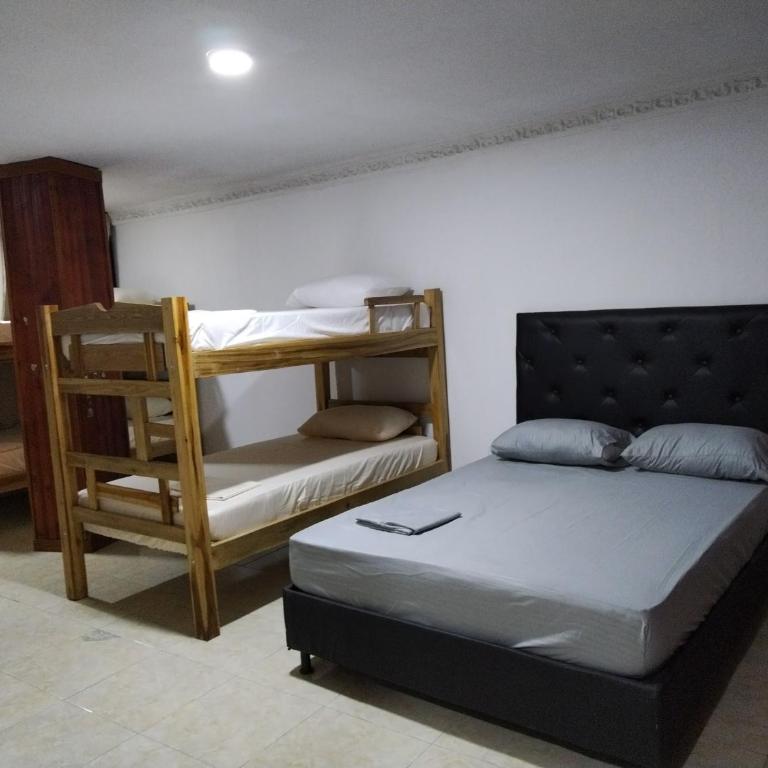 Apartamentos Manuel ll - Apartamento de 3 dormitorios - 6