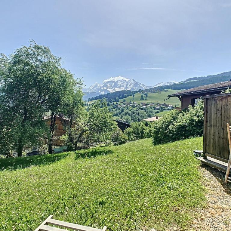 Chalet 6 pièces à Combloux avec cheminée et parking - Appartement 5 Chambres - 23