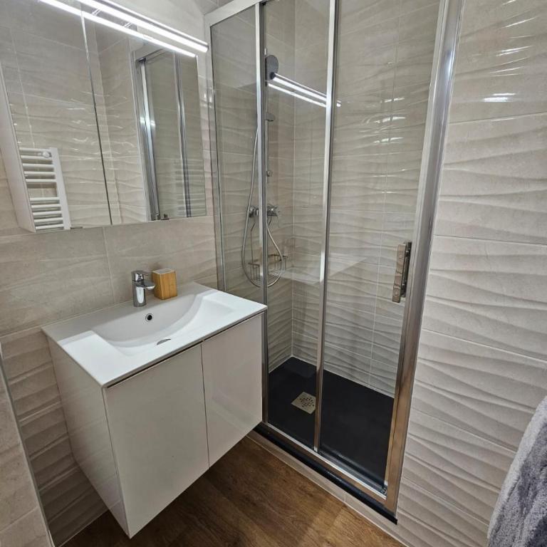 Studio Le Santa-Maria - Fréjus Plage - Tout à pied - Clim - Parking - WIFI - Tout confort - Deluxe Studio - 3