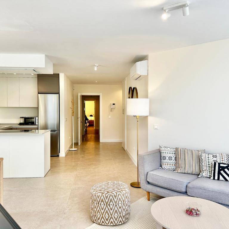 Newly Renovated Apartment in the Center of Marbella - EaW Homes - Two-Bedroom Apartment - 8