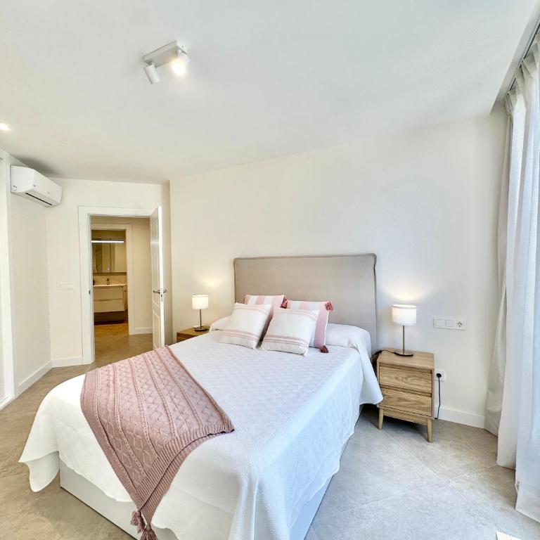 Newly Renovated Apartment in the Center of Marbella - EaW Homes - Two-Bedroom Apartment - 12