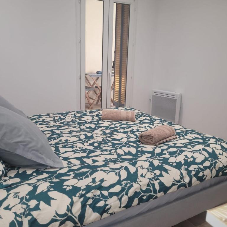 Cocon provençal au pied du Ventoux centre Malaucène linge & Wi-FI inclus - Apartment mit 1 Schlafzimmer - 6