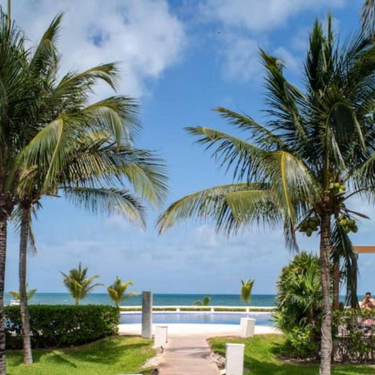 *SUN SCAPE Beachfront Studio by Casa Paraiso* - One-Bedroom Apartment with Balcony and Sea View - 12