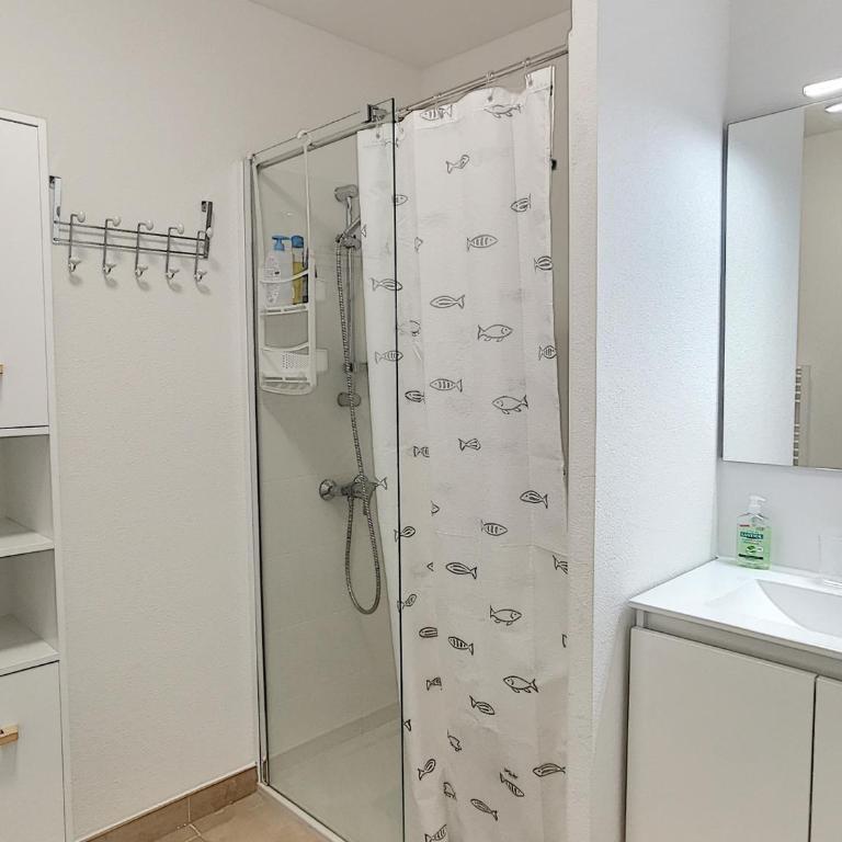 T3 neuf climatisé avec terrasse, piscine et parking à Argelès-sur-Mer - FR-1-732-27 - Appartement - 7