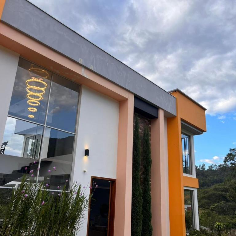 Espectacular Quinta privada - Casa de 3 dormitorios - 1