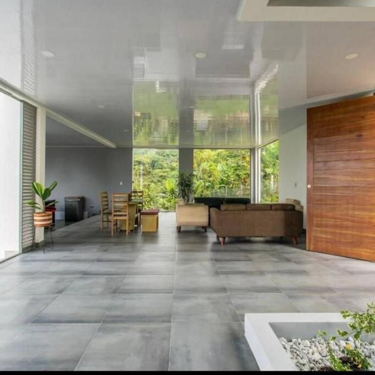 Espectacular Quinta privada - Casa de 3 dormitorios - 8