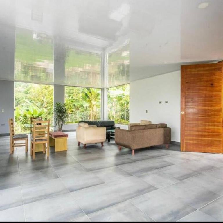 Espectacular Quinta privada - Casa de 3 dormitorios - 17