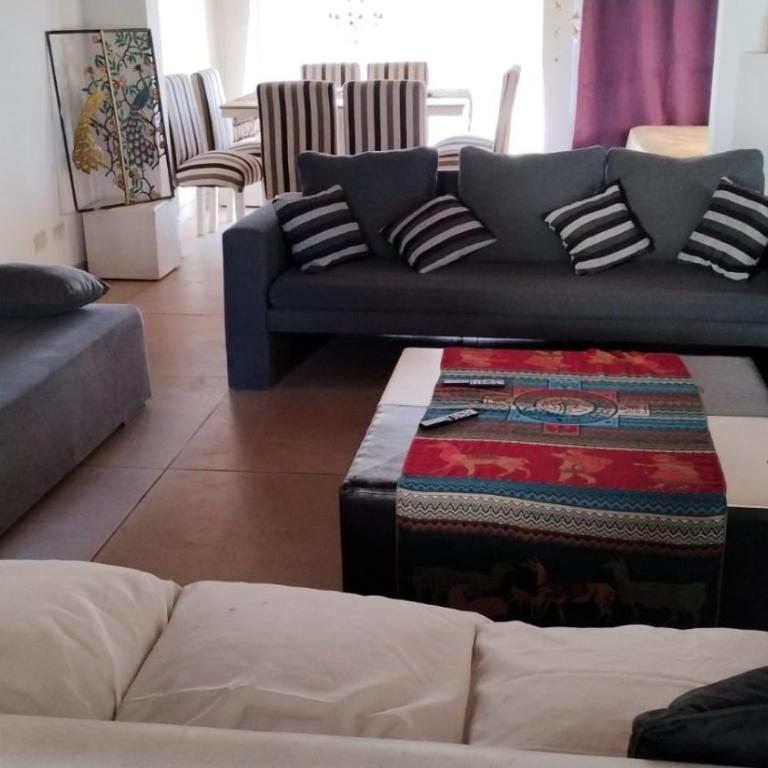 Casa Quinta con pileta Tortuguitas Bs As - Casa de 2 dormitorios - 33