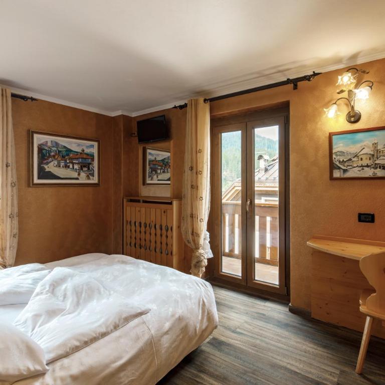 B&B La Montanara - Camera Matrimoniale/Doppia con Letti Singoli con Vista Montagna - 10
