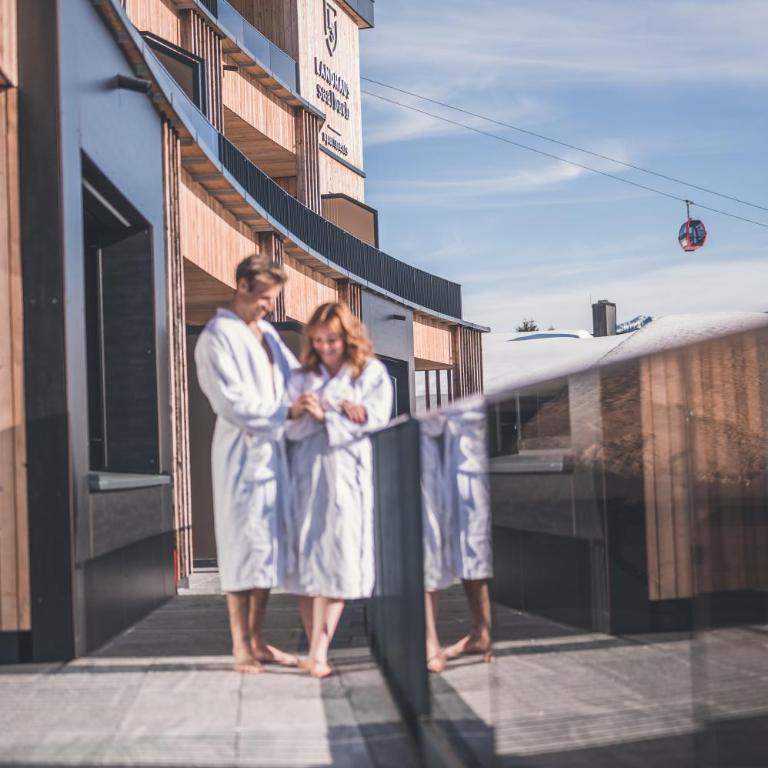 Landhaus Saalbach - Joker card included in summer - Dreibettzimmer mit Balkon - 13