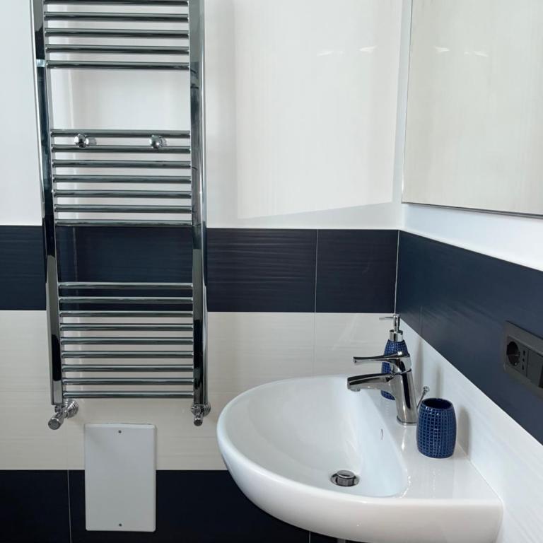 La Peonia - One-Bedroom Apartment - 21